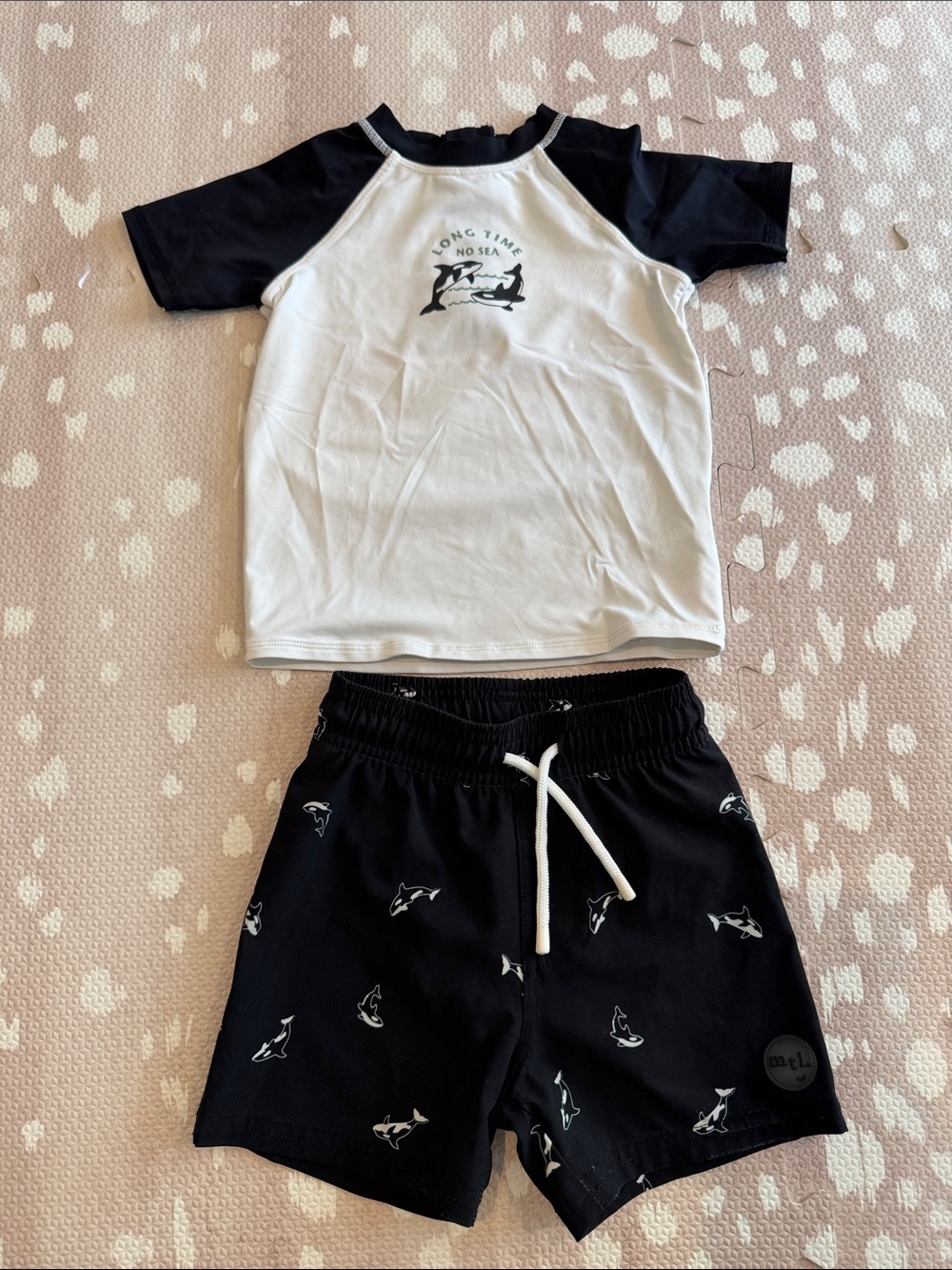 Miles the Label Orca Rashguard Swim Set 12-18M Black White Matching Trunks